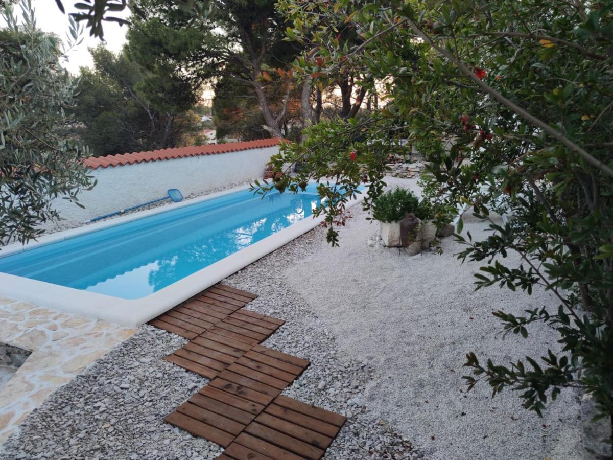 Vacation House Milka มิลนา ภายนอก รูปภาพ